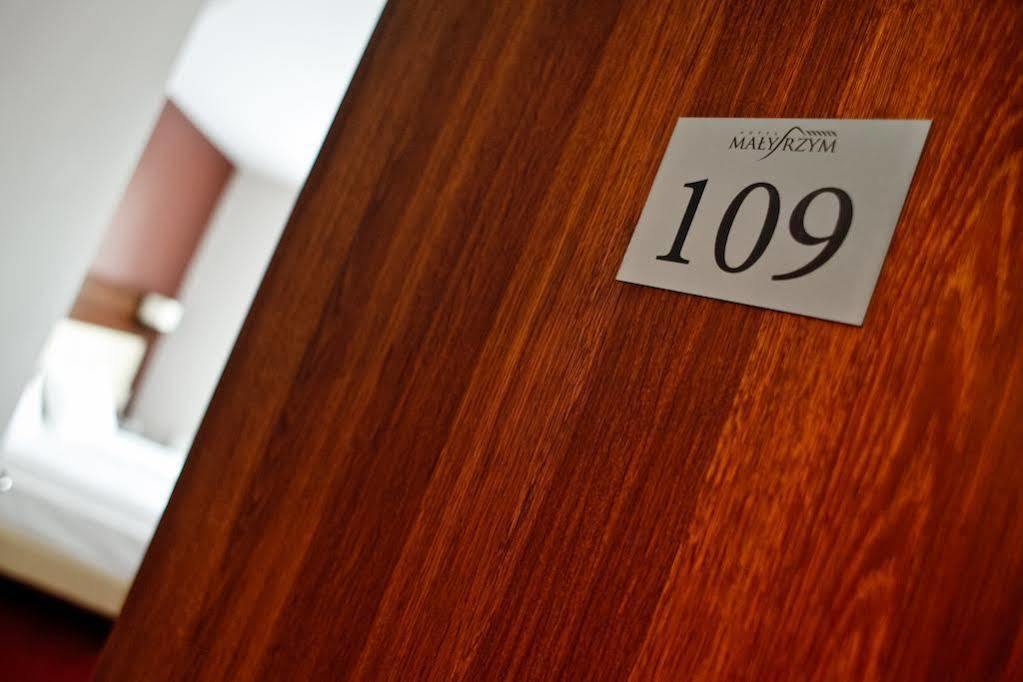 Maly Rzym Hotel Sandomierz Kültér fotó