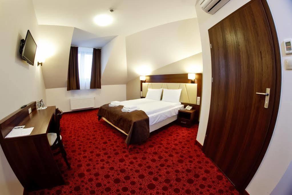 Maly Rzym Hotel Sandomierz Kültér fotó